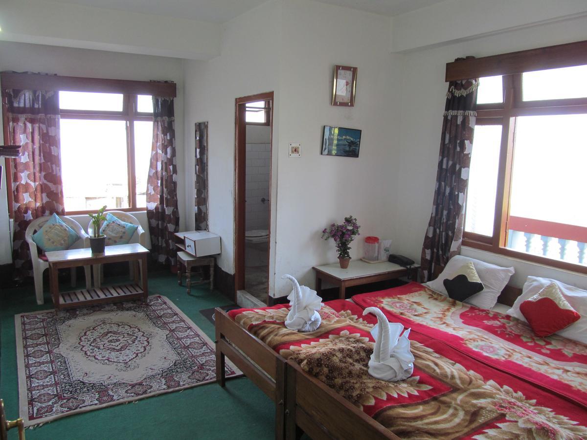 Hotel View Point Pelling Extérieur photo